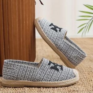 Comfortable Black and White Espadrille Loafers size 8
